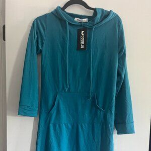 DOUBLEJU Women's Size Small Knit Coverup - NWT